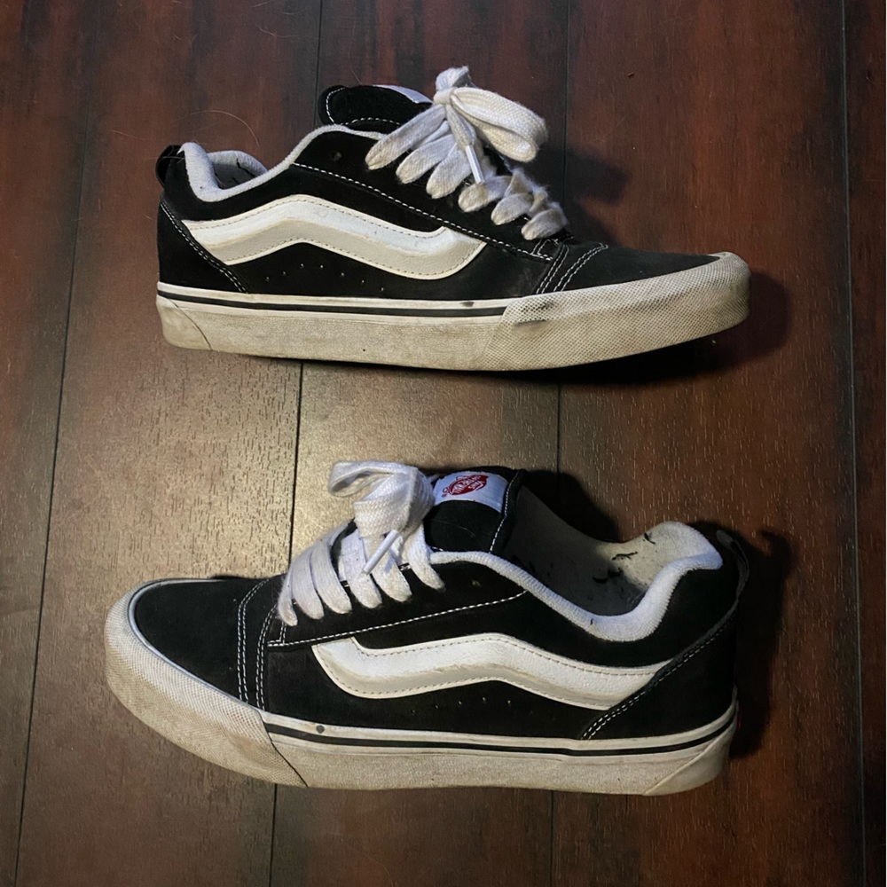 Vans Knu School